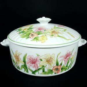 Shafford Jade Lily 9" Casserole Dish + Lid